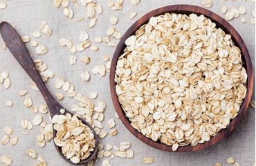HERE ARE 9 HEALTH BENEFITS OF EATING OATS AND OATMEAL